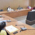 चमोली : मुख्य विकास अधिकारी अभिनव शाह ने  कलेक्ट्रेट सभागार में जिला गंगा संरक्षण समिति की बैठक ली