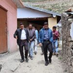 चमोली : उप चुनाव को लेकर डीएम ने सीमांत नीती घाटी के पोलिंग बूथों का किया निरीक्षण