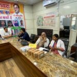जिलाधिकारी में मयूर दीक्षित के निर्देशन में जनपद के नगर निगम नगर पंचायत नगर पालिकाओं एवं विकास खण्डो में आयोजित किए गए जनकल्याण शिविर