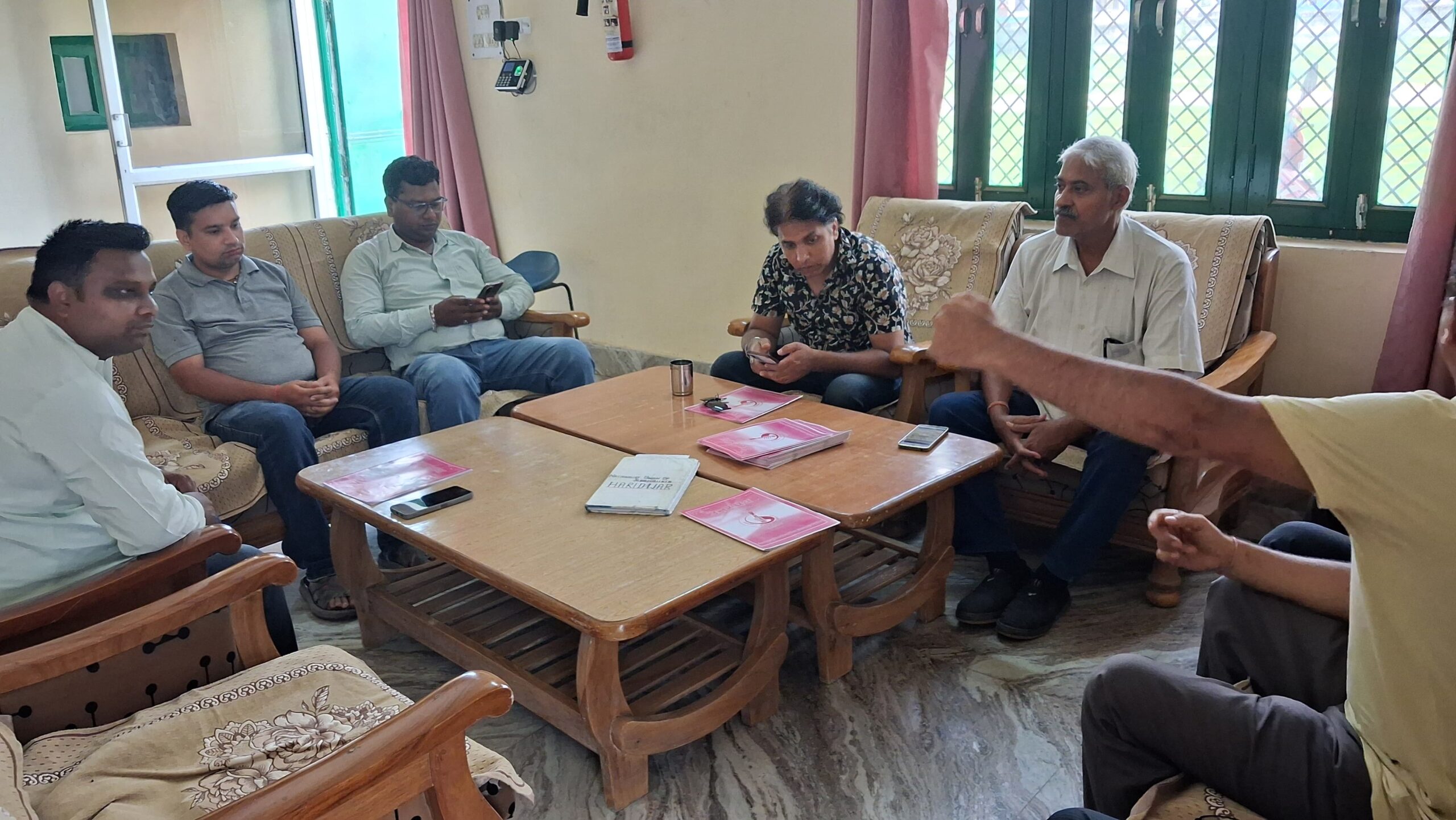 नेशनलिस्ट यूनियन ऑफ जर्नलिस्‍ट्स (उत्तराखंड के मीडियाकर्मियों की प्रमुख राज्य स्तरीय पंजीकृत संस्था) की हरिद्वार जनपद इकाई की एक महत्वपूर्ण बैठक आयोजित की गई। 